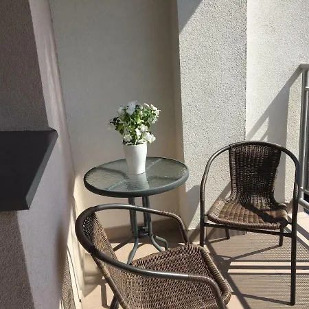 Family & Business Elegant Apartments Rynek Centrum Downtown - 2 Bedroom, Balcony, Parking Kielce Exterior foto