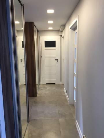 Family & Business Elegant Rynek Centrum Downtown - 2 Bedroom, Balcony, Parking Kielce