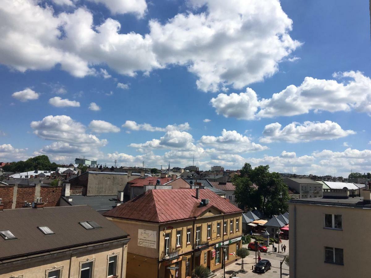 Family & Business Elegant Rynek Centrum Downtown - 2 Bedroom, Balcony, Parking * Kielce