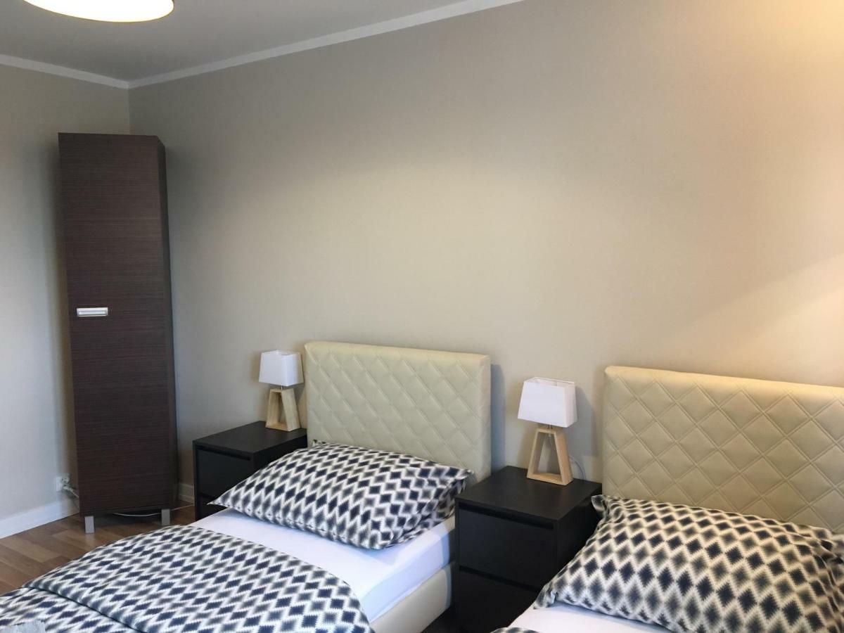 Family & Business Elegant Rynek Centrum Downtown - 2 Bedroom, Balcony, Parking