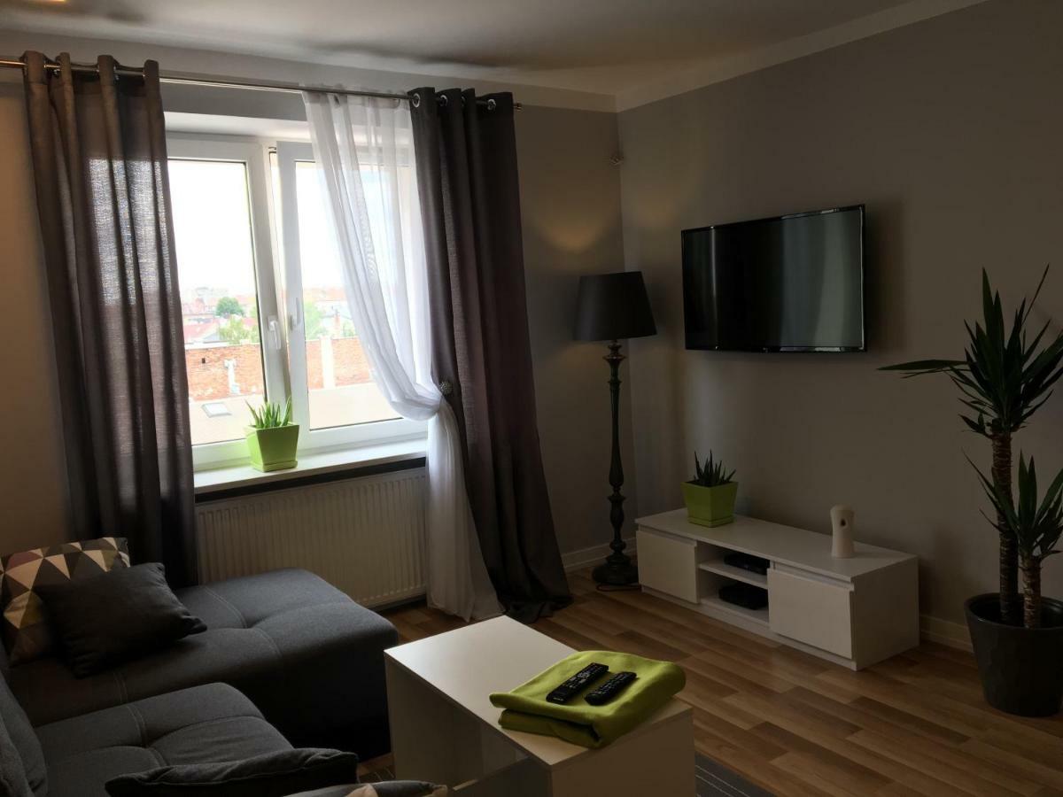 Family & Business Elegant Rynek Centrum Downtown - 2 Bedroom, Balcony, Parking Апартаменти