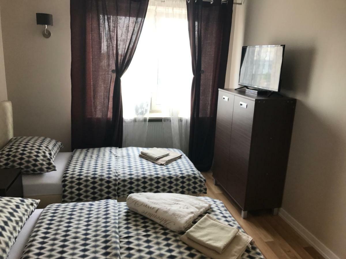 Family & Business Elegant Rynek Centrum Downtown - 2 Bedroom, Balcony, Parking Apartment