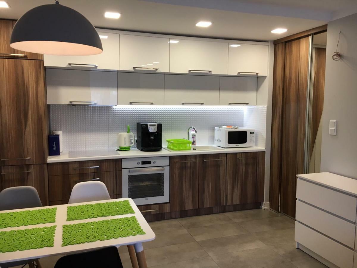 Family & Business Elegant Rynek Centrum Downtown - 2 Bedroom, Balcony, Parking Apartment